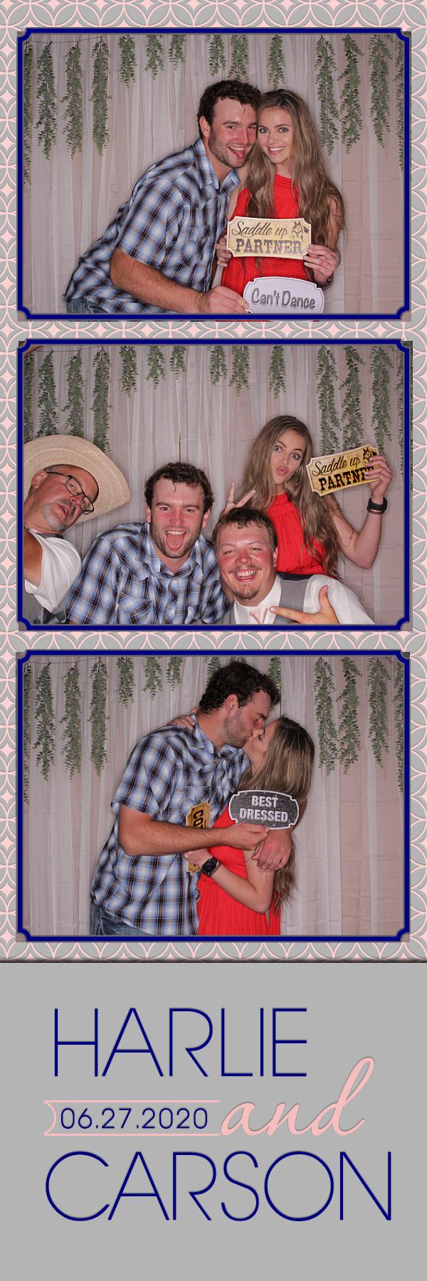 Carson and Harlie's Wedding | View more photos from the event at gallery.photoboothbillings.com/u/PhotoBoothBillings/Carson-and-Harlies-Wedding